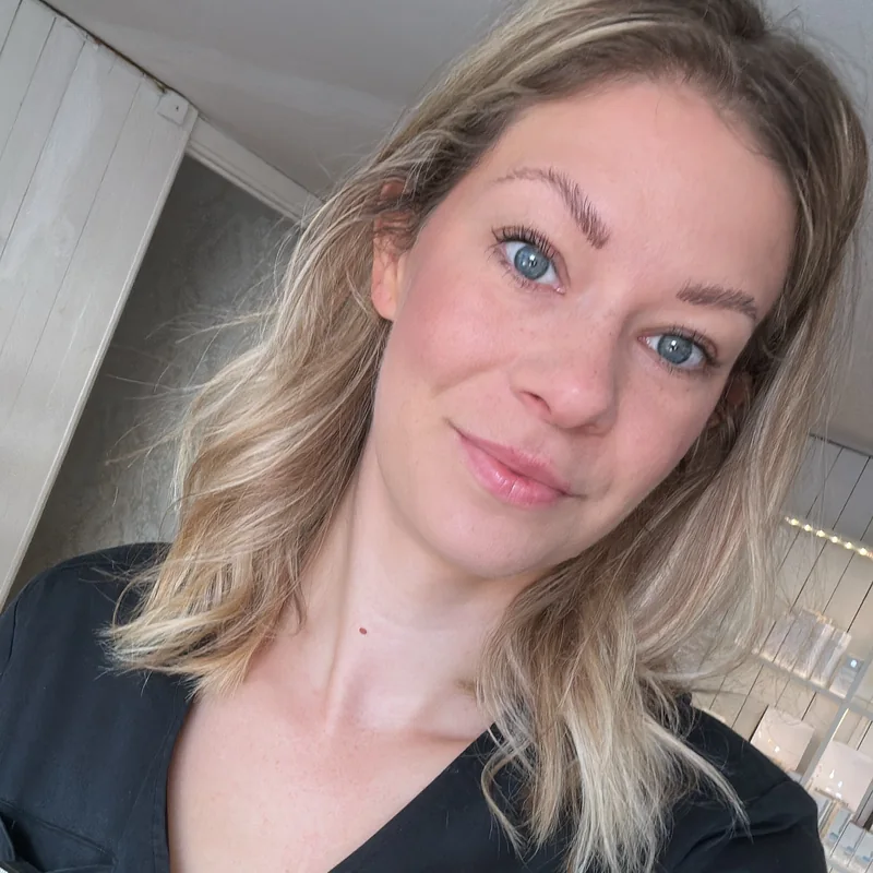 Johanna Nydahl, auktoriserad hudterapeut på Skinique
