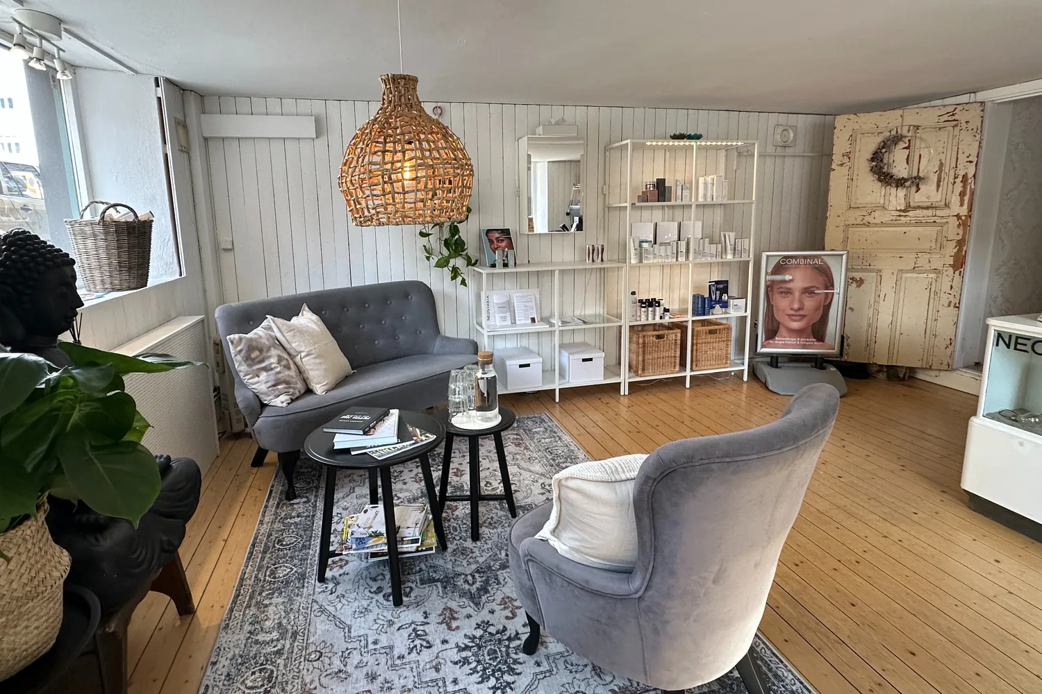 Skiniques väntrum på Wrangelsgatan 20 i Helsingborg
